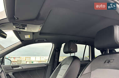Внедорожник / Кроссовер Volkswagen Tiguan 2020 в 
