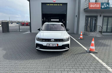 Внедорожник / Кроссовер Volkswagen Tiguan 2020 в 