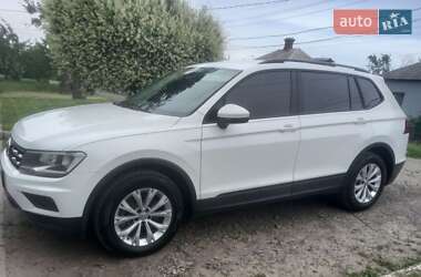 Позашляховик / Кросовер Volkswagen Tiguan 2018 в Харкові