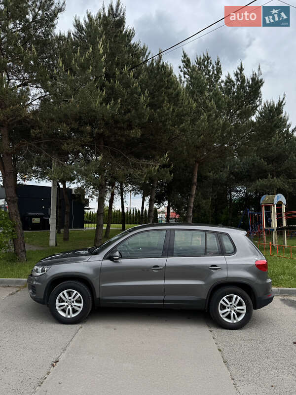 Внедорожник / Кроссовер Volkswagen Tiguan 2013 в Львове