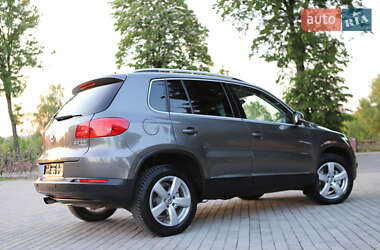 Позашляховик / Кросовер Volkswagen Tiguan 2014 в 
