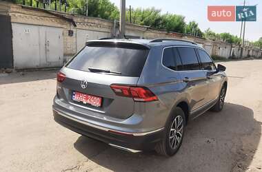 Внедорожник / Кроссовер Volkswagen Tiguan 2020 в 