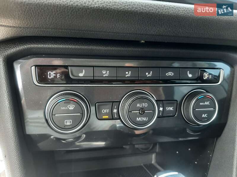 Внедорожник / Кроссовер Volkswagen Tiguan 2020 в Сумах