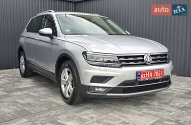 Внедорожник / Кроссовер Volkswagen Tiguan 2020 в 