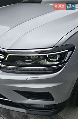 Внедорожник / Кроссовер Volkswagen Tiguan 2020 в 