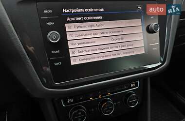 Внедорожник / Кроссовер Volkswagen Tiguan 2020 в 