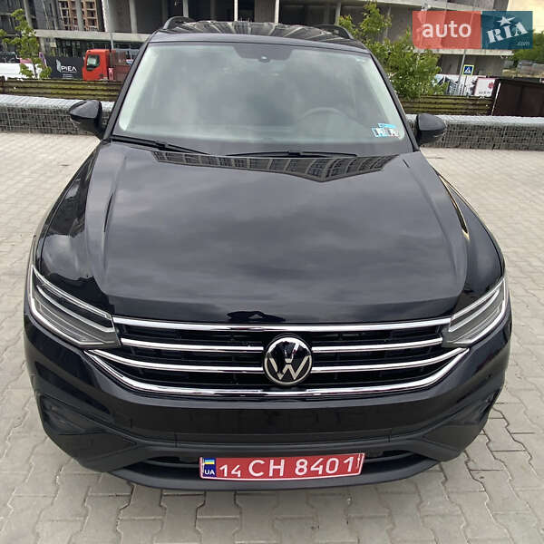 Внедорожник / Кроссовер Volkswagen Tiguan 2023 в Львове