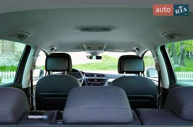 Позашляховик / Кросовер Volkswagen Tiguan 2020 в 