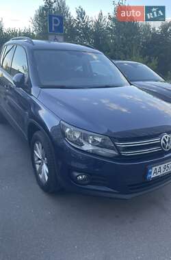 Внедорожник / Кроссовер Volkswagen Tiguan 2016 в Киеве
