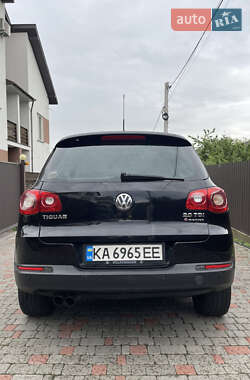 Внедорожник / Кроссовер Volkswagen Tiguan 2008 в 