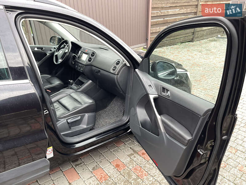 Внедорожник / Кроссовер Volkswagen Tiguan 2008 в Киеве