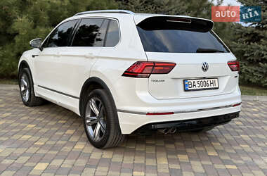 Внедорожник / Кроссовер Volkswagen Tiguan 2020 в 