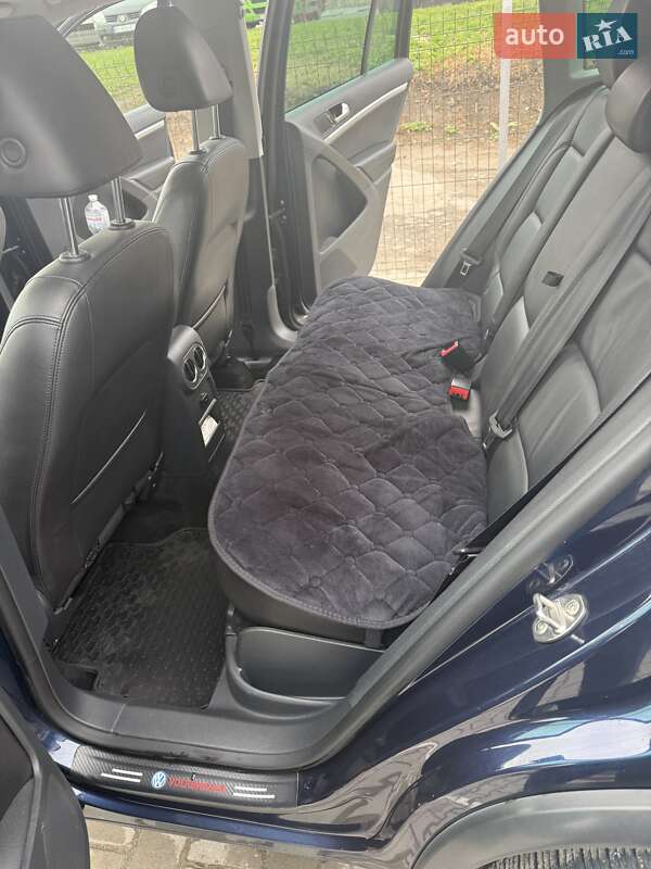 Внедорожник / Кроссовер Volkswagen Tiguan 2012 в Ивано-Франковске