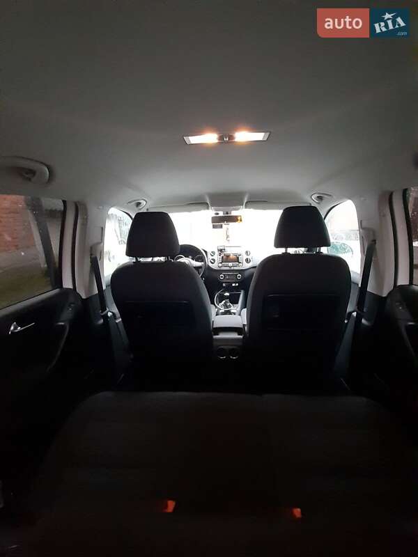 Внедорожник / Кроссовер Volkswagen Tiguan 2011 в Иршаве фото 17 Внедорожник / Кроссовер Volkswagen Tiguan 2011 в Иршаве