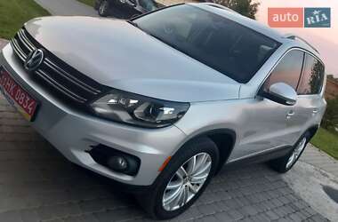 Внедорожник / Кроссовер Volkswagen Tiguan 2015 в Винниках