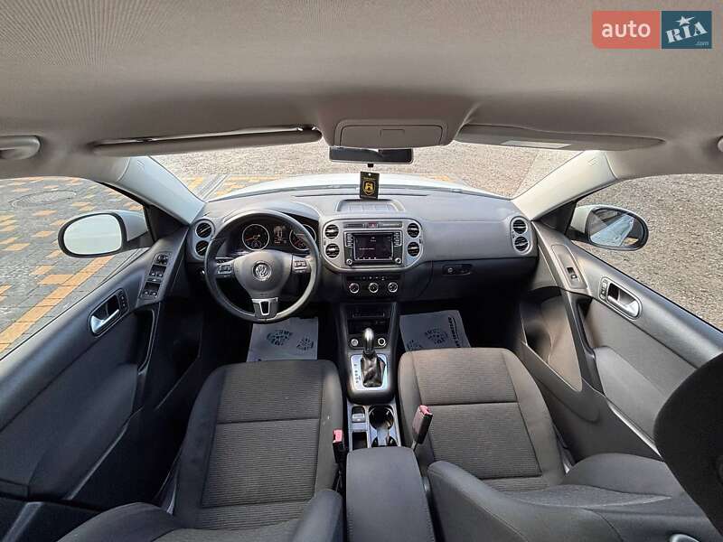 Позашляховик / Кросовер Volkswagen Tiguan 2017 в Львові