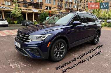 Внедорожник / Кроссовер Volkswagen Tiguan 2022 в Киеве