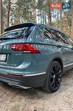 Внедорожник / Кроссовер Volkswagen Tiguan 2020 в 