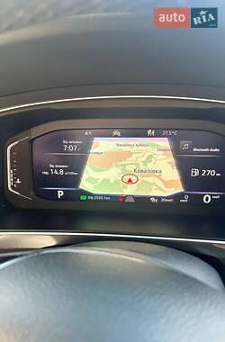Внедорожник / Кроссовер Volkswagen Tiguan 2020 в 