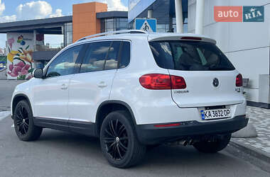 Позашляховик / Кросовер Volkswagen Tiguan 2013 в 