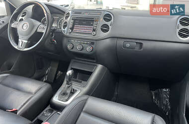 Позашляховик / Кросовер Volkswagen Tiguan 2013 в 