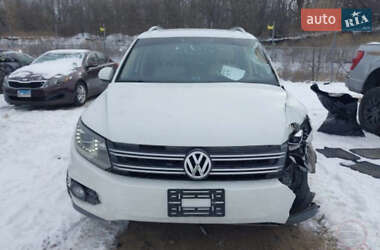 Позашляховик / Кросовер Volkswagen Tiguan 2015 в Миколаєві