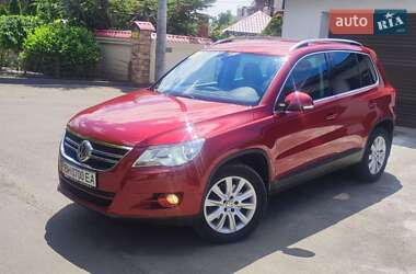Внедорожник / Кроссовер Volkswagen Tiguan 2009 в Одессе