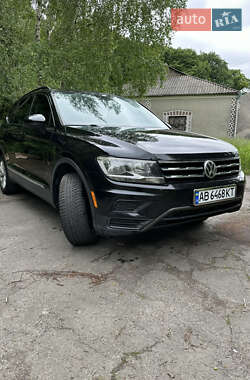 Позашляховик / Кросовер Volkswagen Tiguan 2017 в 