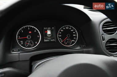 Внедорожник / Кроссовер Volkswagen Tiguan 2014 в 