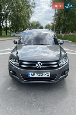 Внедорожник / Кроссовер Volkswagen Tiguan 2016 в Виннице