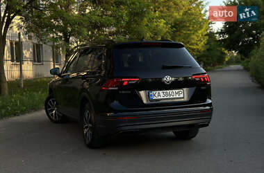 Позашляховик / Кросовер Volkswagen Tiguan 2021 в 