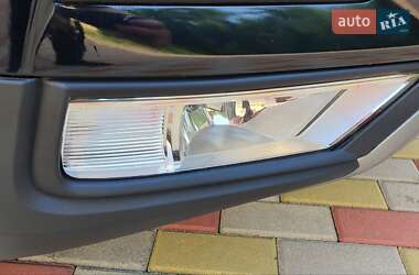 Позашляховик / Кросовер Volkswagen Tiguan 2018 в 