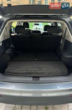 Позашляховик / Кросовер Volkswagen Tiguan 2017 в 