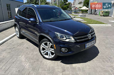 Внедорожник / Кроссовер Volkswagen Tiguan 2016 в Киеве