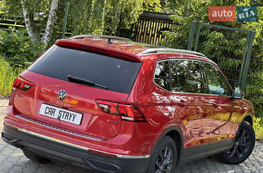Позашляховик / Кросовер Volkswagen Tiguan 2024 в 
