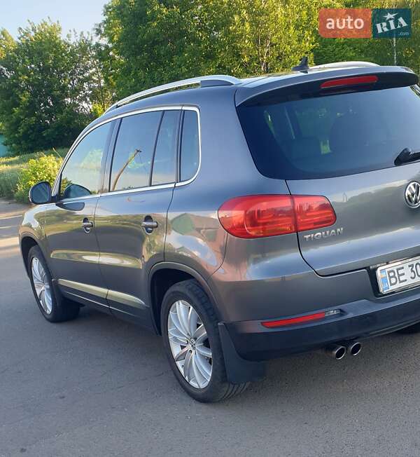 Внедорожник / Кроссовер Volkswagen Tiguan 2012 в Южноукраинске