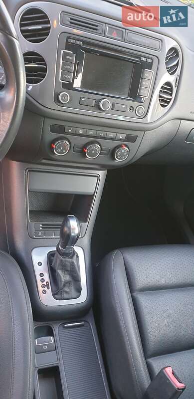 Внедорожник / Кроссовер Volkswagen Tiguan 2012 в Южноукраинске