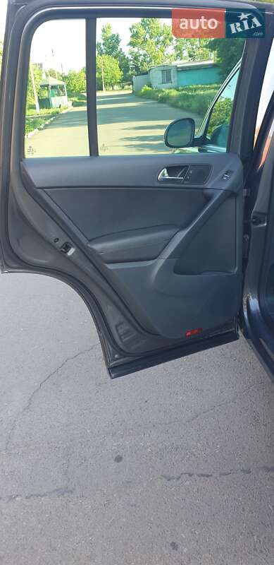 Внедорожник / Кроссовер Volkswagen Tiguan 2012 в Южноукраинске