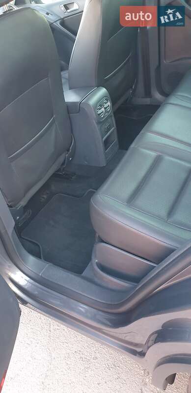 Внедорожник / Кроссовер Volkswagen Tiguan 2012 в Южноукраинске