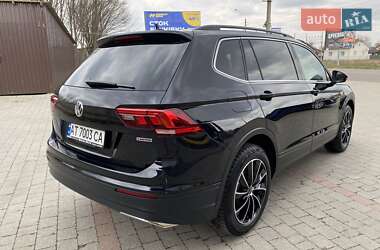 Внедорожник / Кроссовер Volkswagen Tiguan 2019 в 