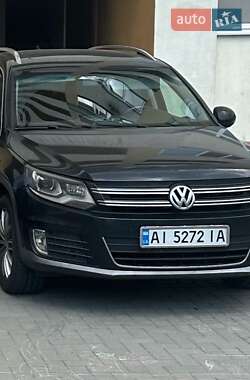 Внедорожник / Кроссовер Volkswagen Tiguan 2014 в 