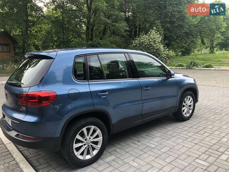 Внедорожник / Кроссовер Volkswagen Tiguan 2017 в Дрогобыче