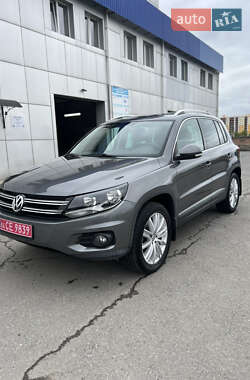 Позашляховик / Кросовер Volkswagen Tiguan 2013 в Хмельницькому