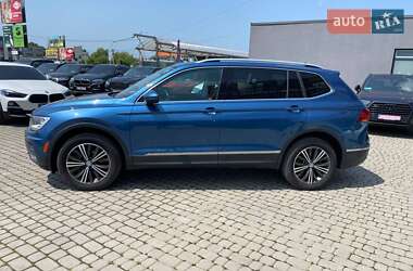 Позашляховик / Кросовер Volkswagen Tiguan 2018 в 