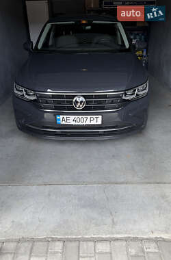 Внедорожник / Кроссовер Volkswagen Tiguan 2021 в Днепре