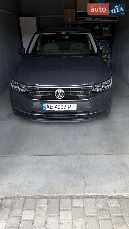 Позашляховик / Кросовер Volkswagen Tiguan 2021 в Дніпрі