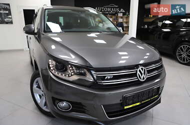 Позашляховик / Кросовер Volkswagen Tiguan 2014 в 