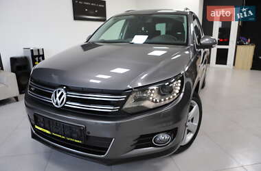 Позашляховик / Кросовер Volkswagen Tiguan 2014 в 