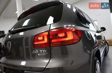 Позашляховик / Кросовер Volkswagen Tiguan 2014 в 