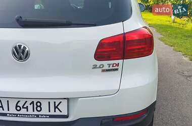Внедорожник / Кроссовер Volkswagen Tiguan 2015 в 